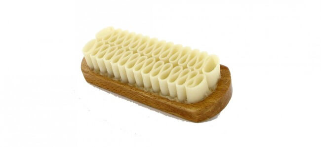 Saphir's Crepe Suede Brush